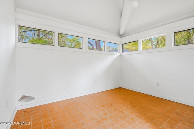 122 University Drive, Lincroft, NJ 07738