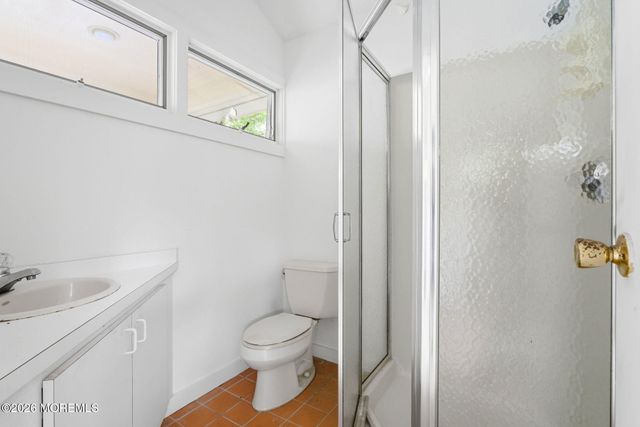 122 University Drive, Lincroft, NJ 07738