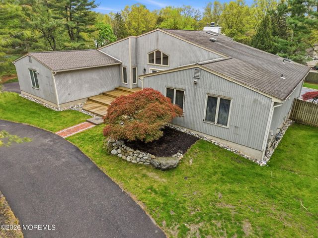 122 University Drive, Lincroft, NJ 07738