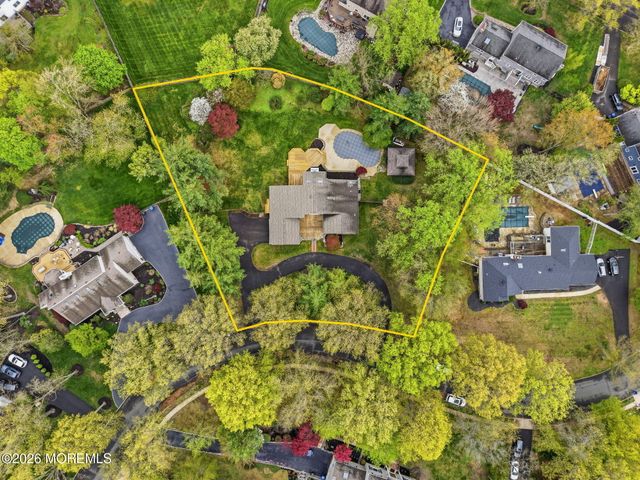 122 University Drive, Lincroft, NJ 07738