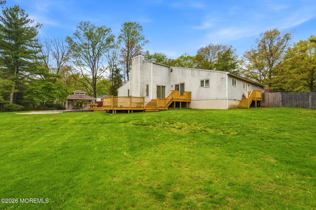 122 University Drive, Lincroft, NJ 07738