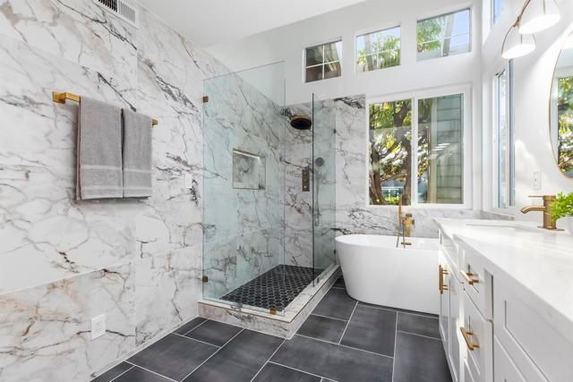 5166 Via Portola, Oceanside, CA 92057