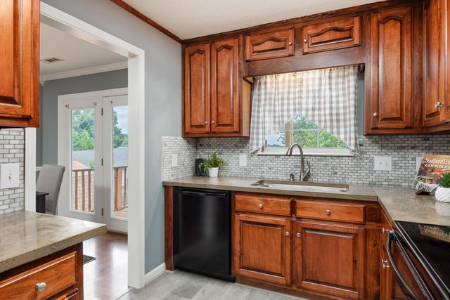 50 Capstone Drive, Ringgold, GA 30736