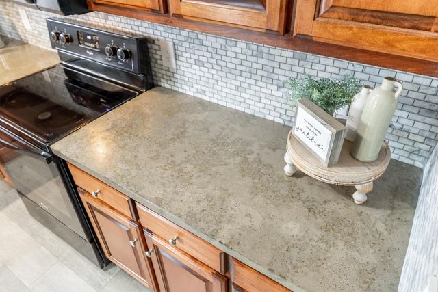 50 Capstone Drive, Ringgold, GA 30736