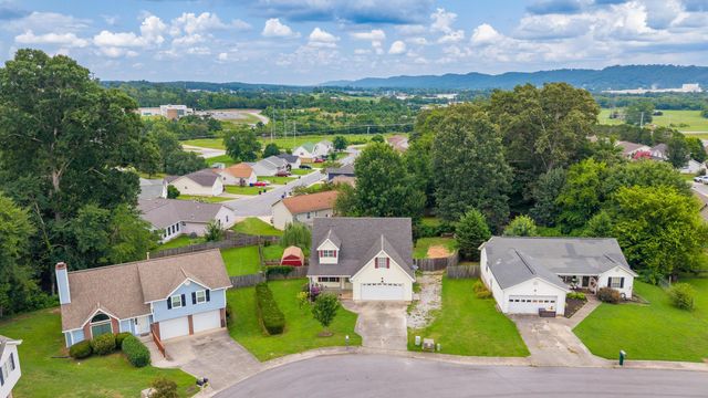 50 Capstone Drive, Ringgold, GA 30736