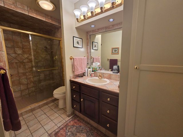 32 Atherton Road, Enfield, NH 03748