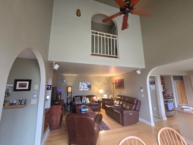 32 Atherton Road, Enfield, NH 03748