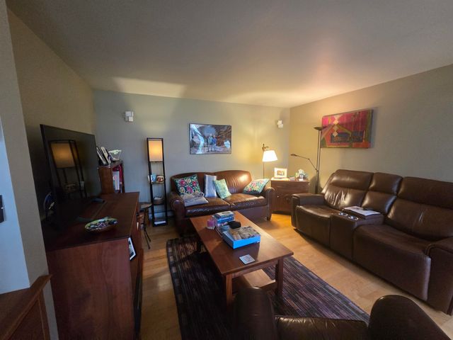 32 Atherton Road, Enfield, NH 03748