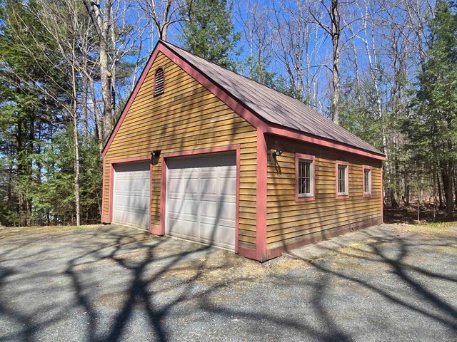 32 Atherton Road, Enfield, NH 03748