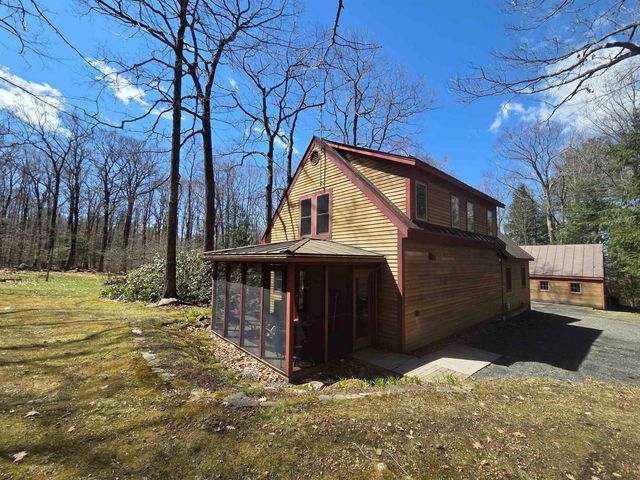 32 Atherton Road, Enfield, NH 03748