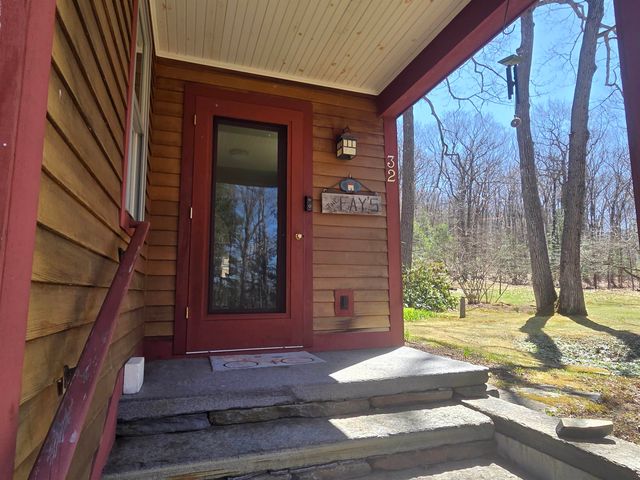 32 Atherton Road, Enfield, NH 03748