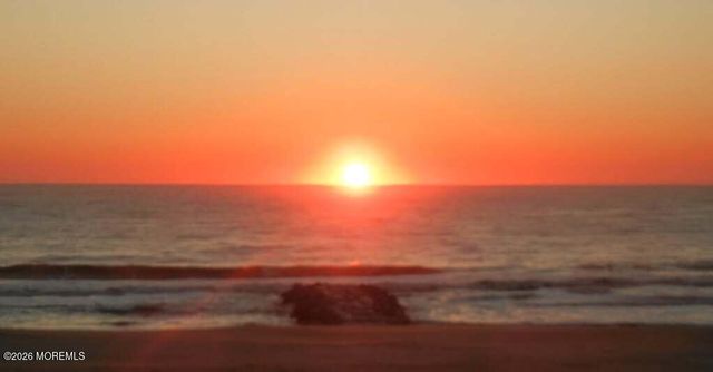 61 Pilgrim Pathway 8, Ocean Grove, NJ 07756