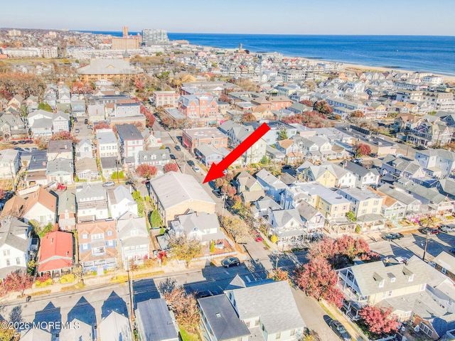 61 Pilgrim Pathway 8, Ocean Grove, NJ 07756