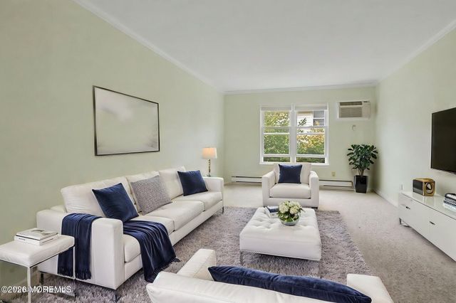 61 Pilgrim Pathway 8, Ocean Grove, NJ 07756