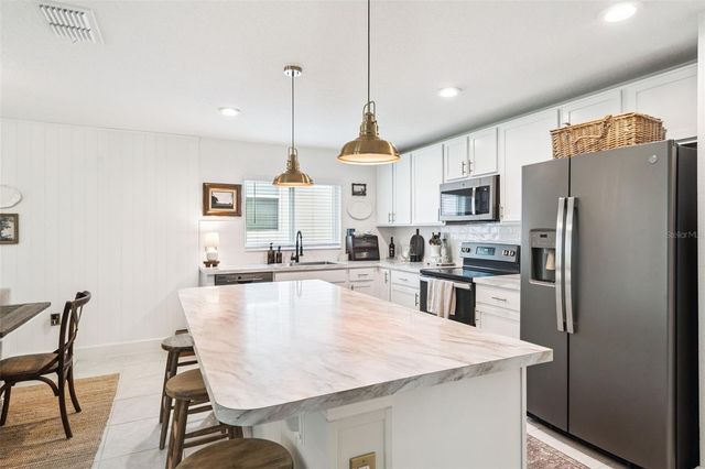 1657 WILSON PRAIRIE CIRCLE, Groveland, FL 34736