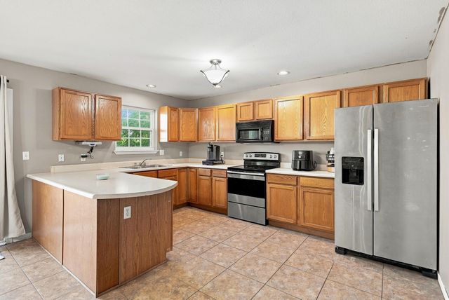 2665 E ALFALFA DR, Columbia, MO 65202