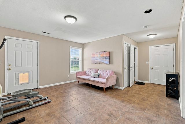 2665 E ALFALFA DR, Columbia, MO 65202