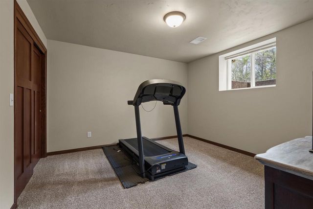 2078 S SUGAR COURT, Appleton, WI 54913