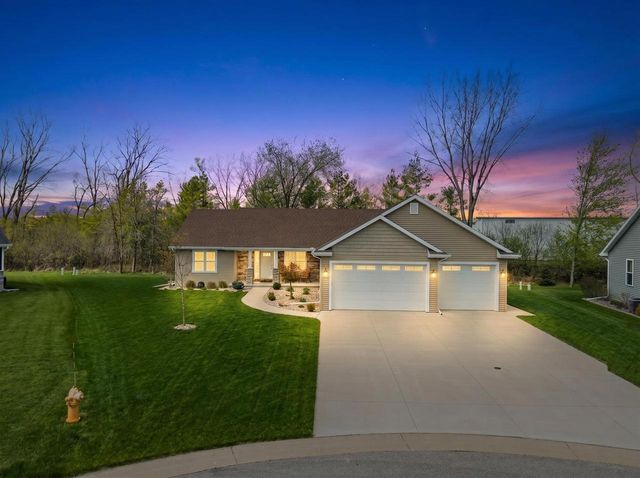 2078 S SUGAR COURT, Appleton, WI 54913