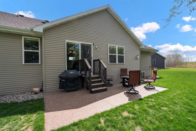 2078 S SUGAR COURT, Appleton, WI 54913