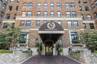 229 Ward Parkway 101B, Kansas City, MO 64112