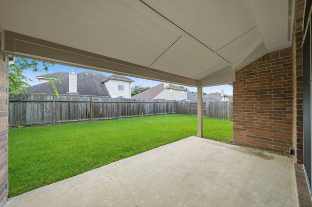 4112 Merlet Drive, Pearland, TX 77584