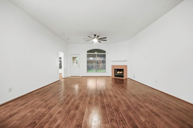 4112 Merlet Drive, Pearland, TX 77584