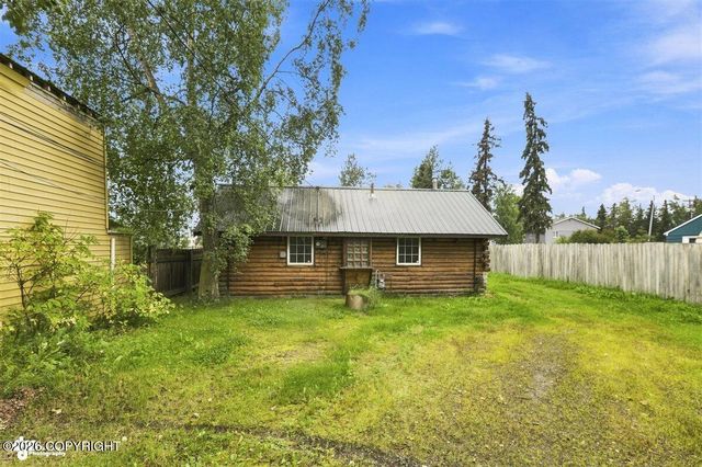 1335 Ingra Street, Anchorage, AK 99501