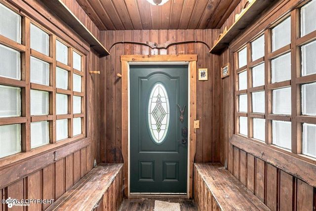 1335 Ingra Street, Anchorage, AK 99501