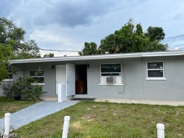 2643-2651 Lafayette ST 2651, Fort Myers, FL 33916