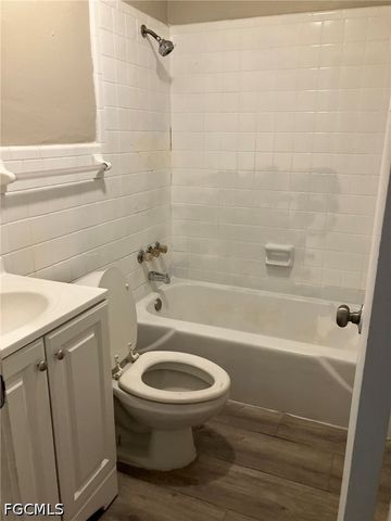 2643-2651 Lafayette ST 2651, Fort Myers, FL 33916
