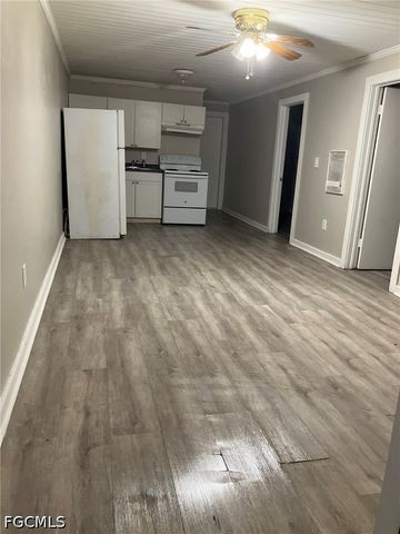 2643-2651 Lafayette ST 2651, Fort Myers, FL 33916