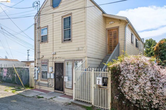 1820 International Blvd, Oakland, CA 94606