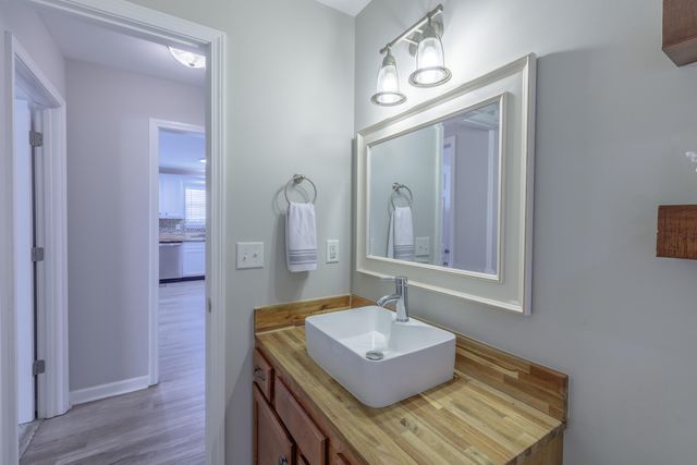 3784 Kellys Ferry Road, Chattanooga, TN 37419