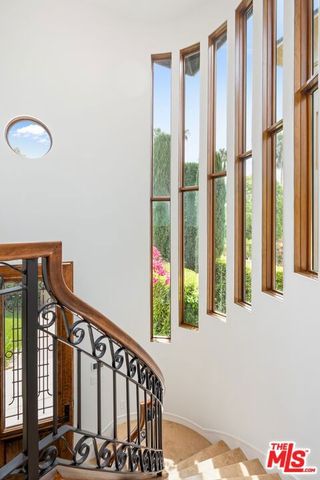 12319 Gorham Avenue, Los Angeles, CA 90049