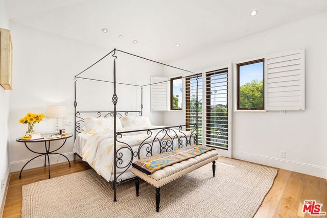 12319 Gorham Avenue, Los Angeles, CA 90049