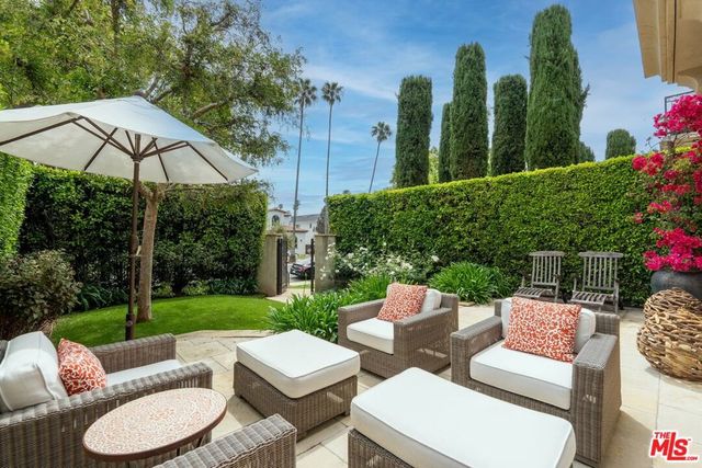 12319 Gorham Avenue, Los Angeles, CA 90049
