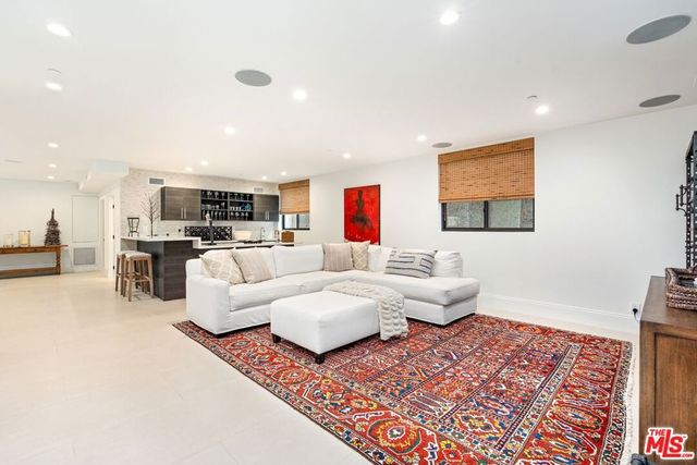 12319 Gorham Avenue, Los Angeles, CA 90049