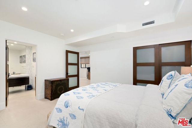 12319 Gorham Avenue, Los Angeles, CA 90049