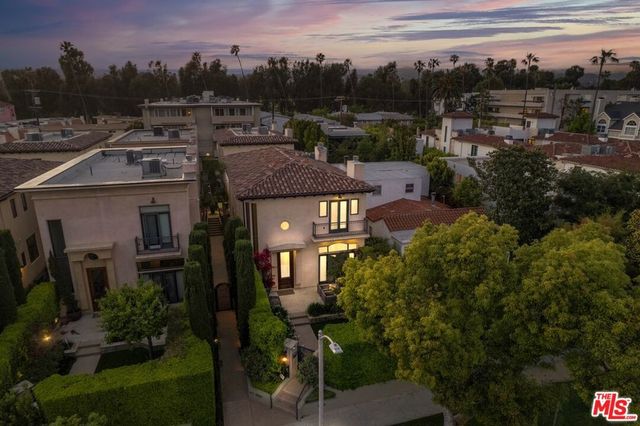12319 Gorham Avenue, Los Angeles, CA 90049