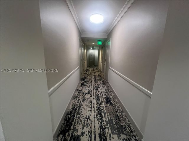 888 Brickell Key Dr 806, Miami, FL 33131