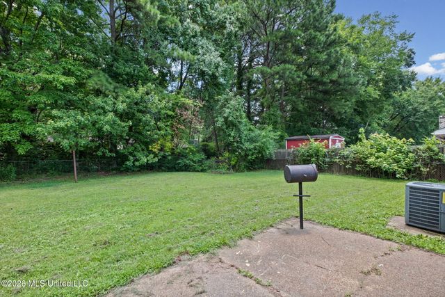 8144 Cedarbrook Drive, Southaven, MS 38671