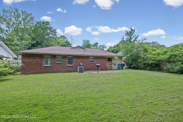8144 Cedarbrook Drive, Southaven, MS 38671