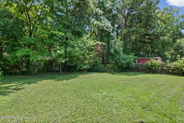 8144 Cedarbrook Drive, Southaven, MS 38671