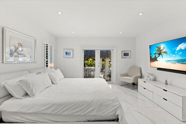 12930 Oleander Rd, North Miami, FL 33181