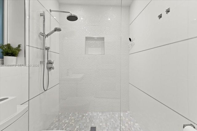 12930 Oleander Rd, North Miami, FL 33181