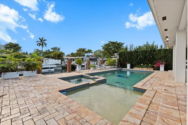 12930 Oleander Rd, North Miami, FL 33181