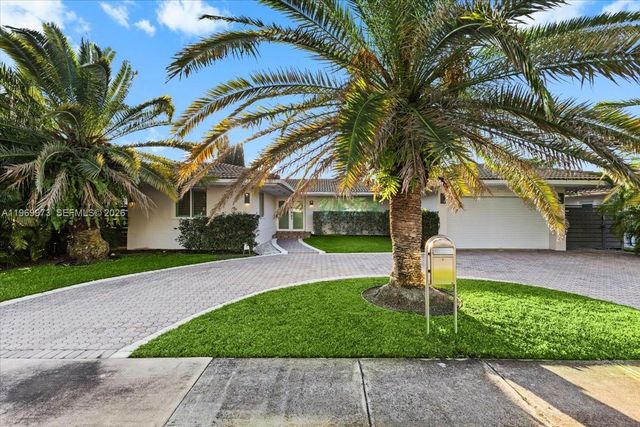 12930 Oleander Rd, North Miami, FL 33181