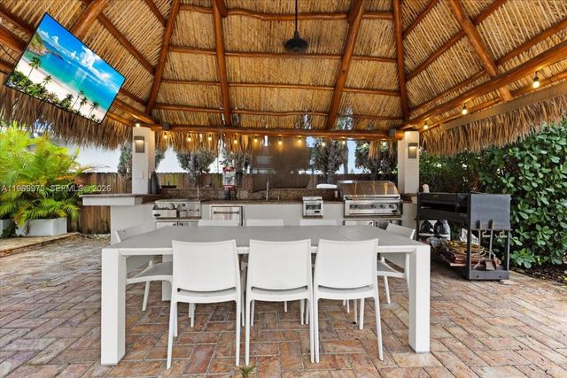 12930 Oleander Rd, North Miami, FL 33181