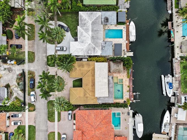 12930 Oleander Rd, North Miami, FL 33181